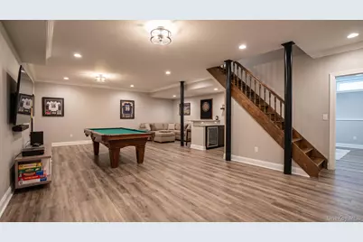 25 Red Maple Drive N, Wantagh, NY 11793 - Photo 42