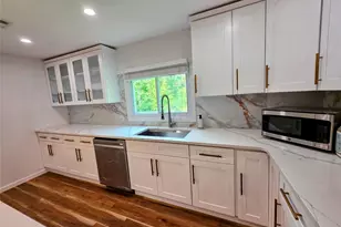 84 W Pine Rd, Staatsburg, NY 12580 - Photo 12