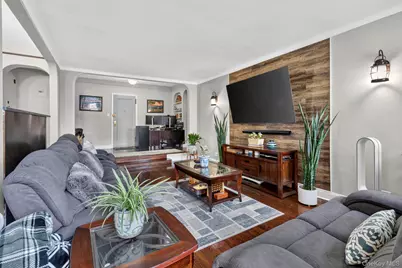 110-55 72nd Rd #507, Forest Hills, NY 11375 - Photo 4