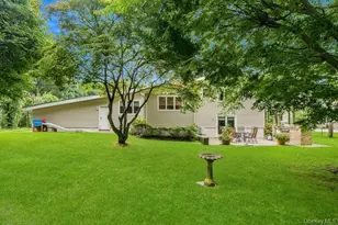 11 Laurie Pl, Glen Cove, NY 11542 - Photo 32