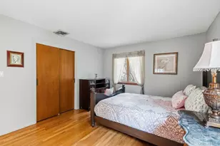 11 Laurie Pl, Glen Cove, NY 11542 - Photo 20