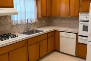 [Address not provided], Rosedale, NY 11422 - Photo 2