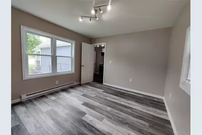 917-921 Violet Avenue #B, Hyde Park, NY 12538 - Photo 16