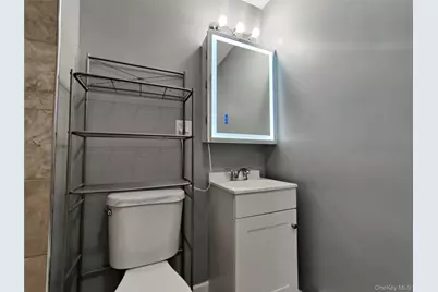 917-921 Violet Avenue #B, Hyde Park, NY 12538 - Photo 6