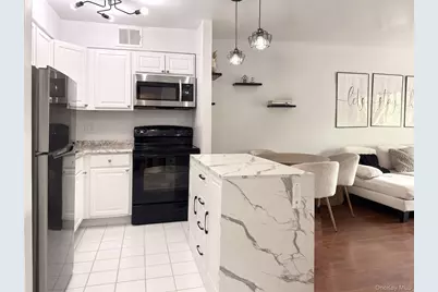 115 Dehaven Drive #205, Yonkers, NY 10703 - Photo 2