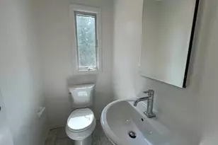 35 Sands Point Rd, Port Washington, NY 11050 - Photo 10