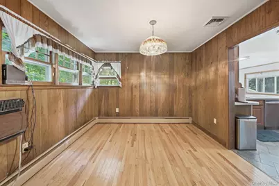 24 Van Dam Road, Hyde Park, NY 12538 - Photo 12