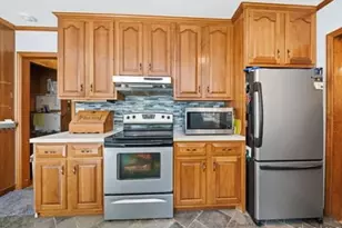 24 Van Dam Rd, Hyde Park, NY 12538 - Photo 8