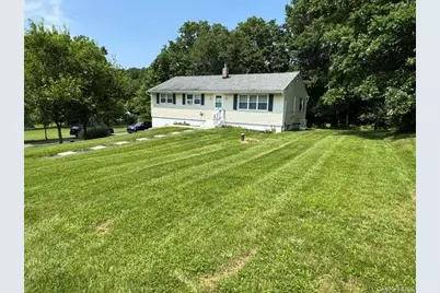 20 Meadow Avenue, Washingtonville, NY 10992 - Photo 2