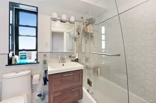 49 E 96th St, New York, NY 10128 - Photo 16
