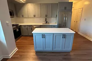 210 Pelham Rd, New Rochelle, NY 10805 - Photo 2