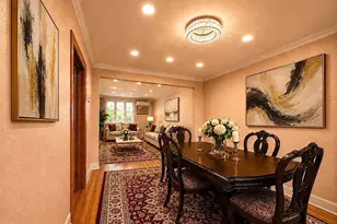143-14 85th Dr, Jamaica, NY 11435 - Photo 4