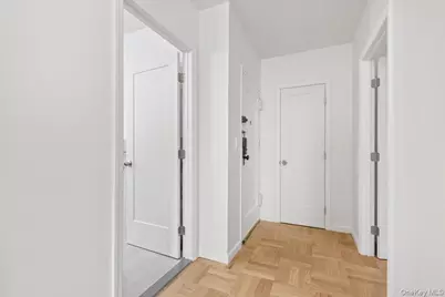 196 Garth #1F, Scarsdale, NY 10583 - Photo 6