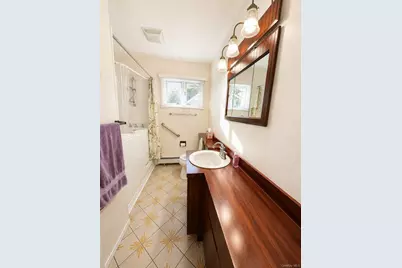 4 Westwood Avenue, Deer Park, NY 11729 - Photo 8