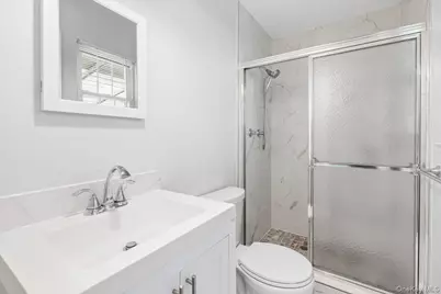 649 White Plains Road, Eastchester, NY 10709 - Photo 12