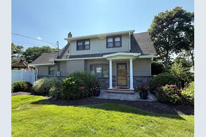 70 Lake Promenade, Ronkonkoma, NY 11779 - Photo 1