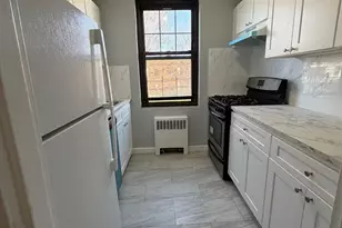 70-43 Park Dr East B, Kew Gardens, NY 11367 - Photo 4