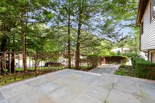 15 Balmoral Dr, Spring Valley, NY 10977 - Photo 2