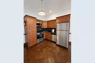 817 Lincoln Place, Brooklyn, NY 11216 - Photo 4