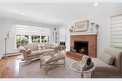 4 Jefferson Landing Circle, Port Jefferson, NY 11777 - Photo 6