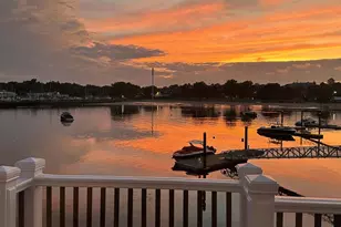 522 The Pkwy, Mamaroneck, NY 10543 - Photo 2