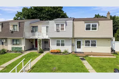 104 Chrystal Drive, Maybrook, NY 12543 - Photo 2