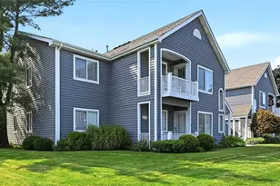 874 Birchwood Park Dr, Middle Island, NY 11953 - Photo 2