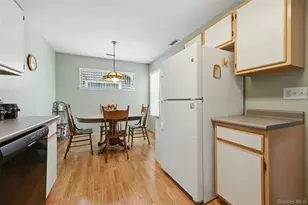 874 Birchwood Park Dr, Middle Island, NY 11953 - Photo 18