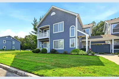 874 Birchwood Park Drive, Middle Island, NY 11953 - Photo 8