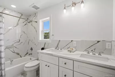 710 Franklin Avenue, Massapequa, NY 11758 - Photo 30