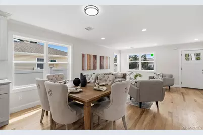 710 Franklin Avenue, Massapequa, NY 11758 - Photo 16