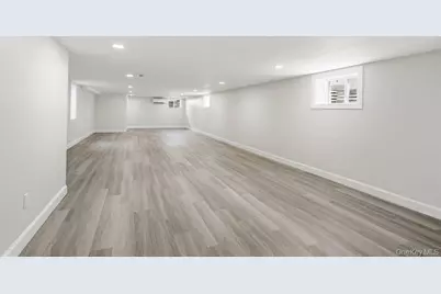 710 Franklin Avenue, Massapequa, NY 11758 - Photo 32