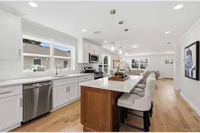 710 Franklin Avenue, Massapequa, NY 11758 - Photo 6