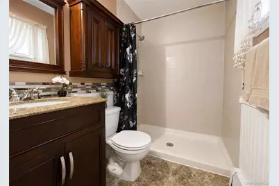5 Avenue B, Holbrook, NY 11741 - Photo 20