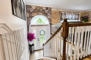 5 Avenue B, Holbrook, NY 11741 - Photo 4