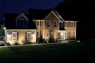 49 Harrison's Trail, Hopewell Junction, NY 12533 - Photo 2