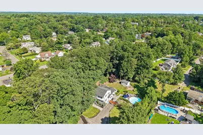 103 Harvard Avenue, Smithtown, NY 11787 - Photo 44