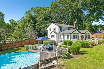 103 Harvard Avenue, Smithtown, NY 11787 - Photo 40