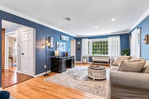 103 Harvard Ave, Smithtown, NY 11787 - Photo 6