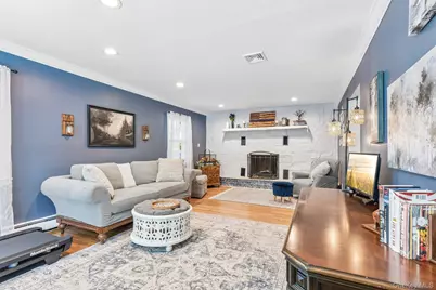 103 Harvard Avenue, Smithtown, NY 11787 - Photo 4