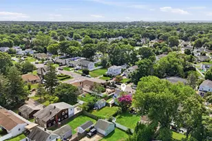 21 Independence Ave, Babylon, NY 11702 - Photo 28