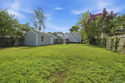 21 Independence Avenue, Babylon, NY 11702 - Photo 24