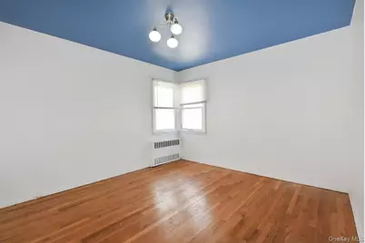 88-05 Winchester Boulevard, Queens Village, NY 11427 - Photo 10