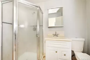 88-05 Winchester Blvd, Queens Village, NY 11427 - Photo 24