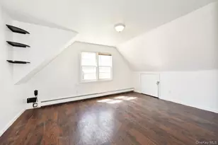 88-05 Winchester Blvd, Queens Village, NY 11427 - Photo 20