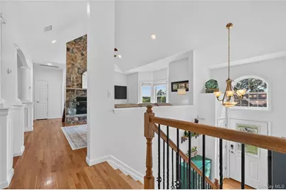 22 Ashley Court, Salisbury Mills, NY 12577 - Photo 8