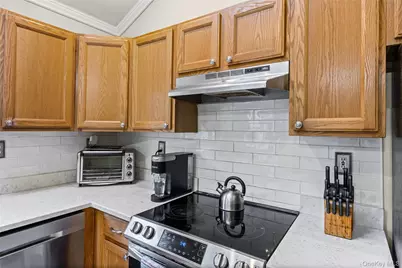 2200 Aldrich Lane, Laurel, NY 11948 - Photo 12