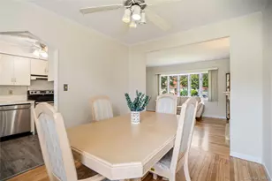 5 Mayfair Ln, Hicksville, NY 11801 - Photo 12