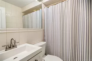 5 Mayfair Ln, Hicksville, NY 11801 - Photo 26