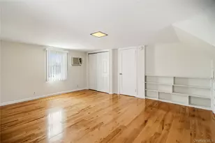 5 Mayfair Ln, Hicksville, NY 11801 - Photo 30